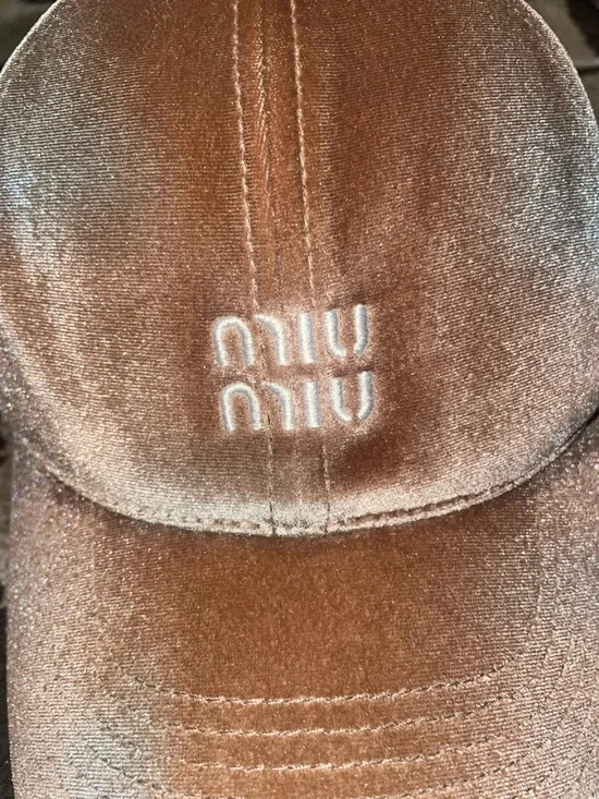 Miu Miu Tan Velvet Logo Baseball Cap - Picture 4 of 7